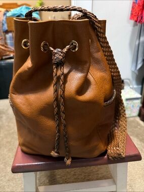 Vintage L.J.S. Collection Braided Drawstring Tan Leather Crossbody Bucket Bag